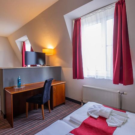 Seehotel Brandenburg An Der Havel Brielow Екстериор снимка