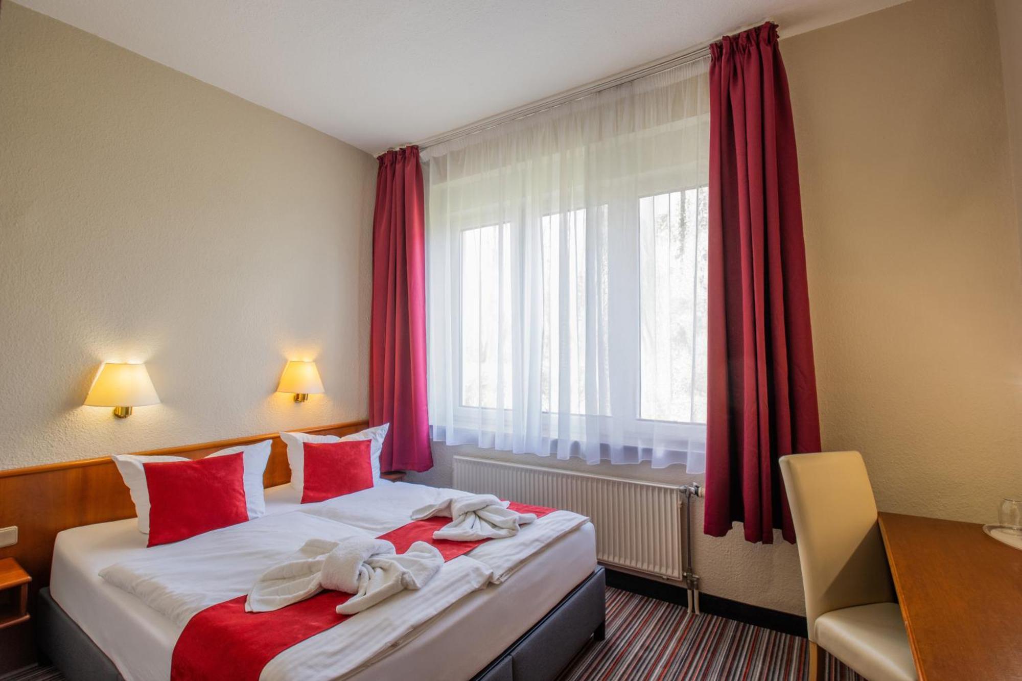 Seehotel Brandenburg An Der Havel Brielow Екстериор снимка