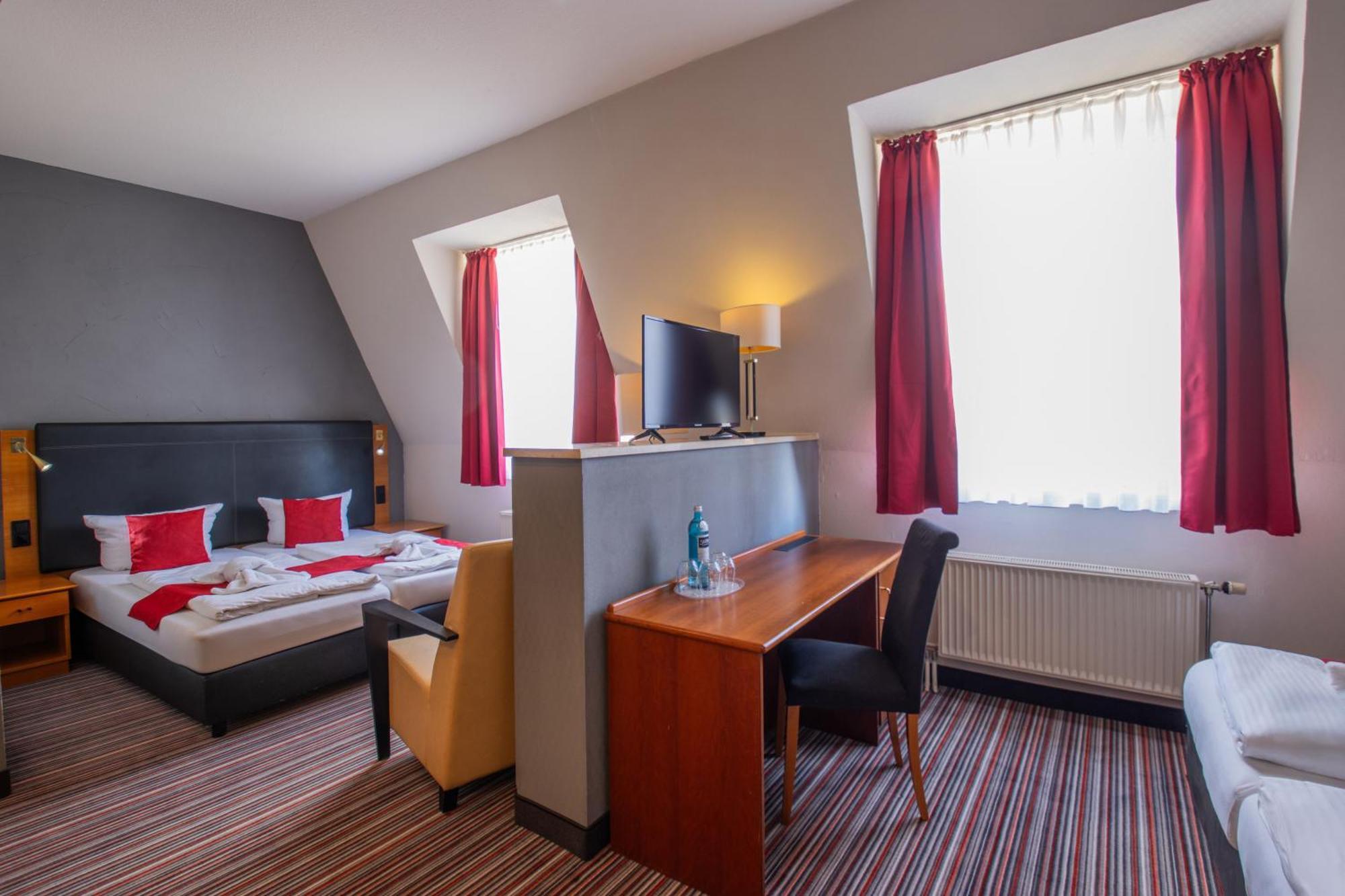 Seehotel Brandenburg An Der Havel Brielow Екстериор снимка