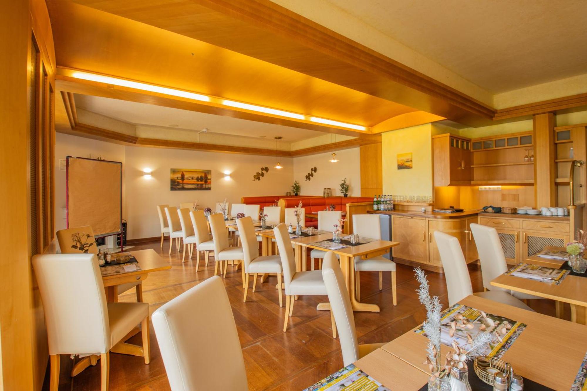 Seehotel Brandenburg An Der Havel Brielow Екстериор снимка